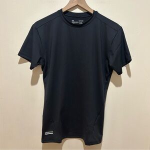 NWT Under Armour Black Men’s Compression Short Sleeve Shirt - Men’s Size XL